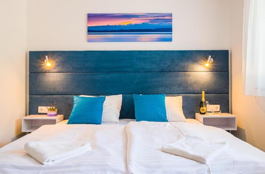 Fuered Luxury Apartman With Private Pool 블로톤퓌레드 외부 사진